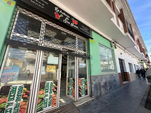 Local, El Cuartón Heliomar, Málaga
