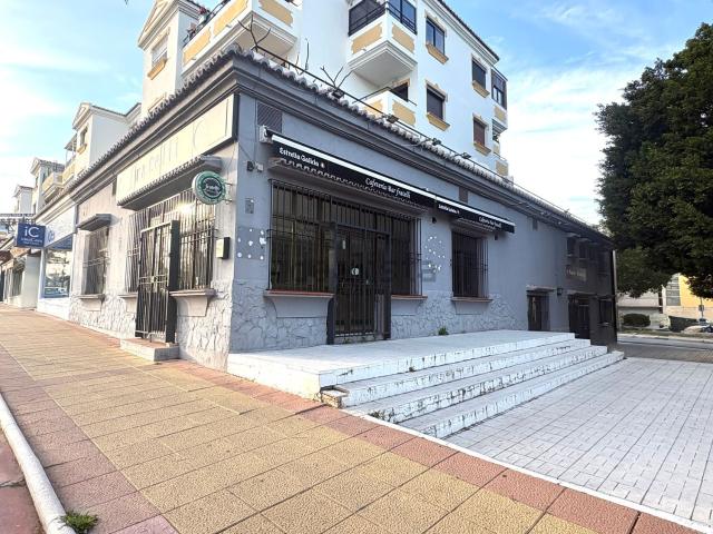 Local, El Cuartón Heliomar, Málaga