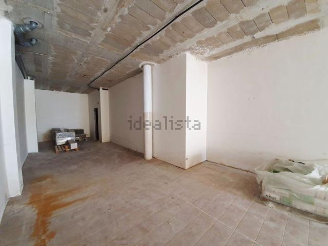 Local, El Masnou