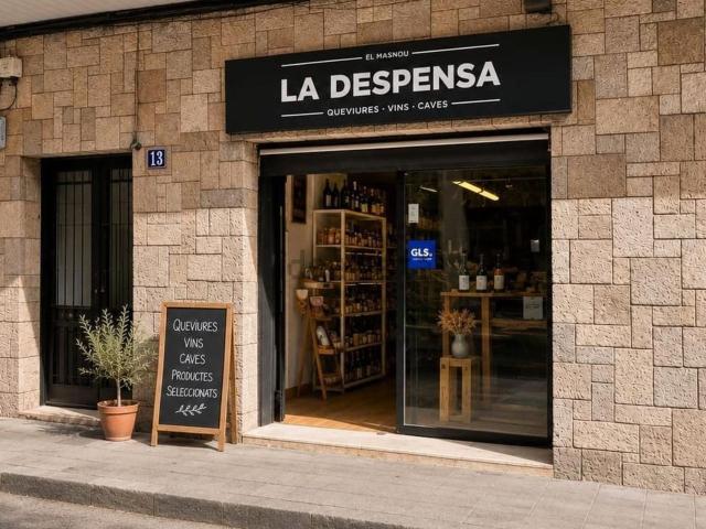 Local, El Masnou