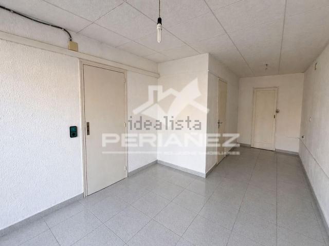 Local, El Prat de Llobregat