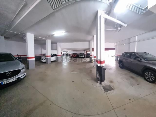 Local, El Prat de Llobregat