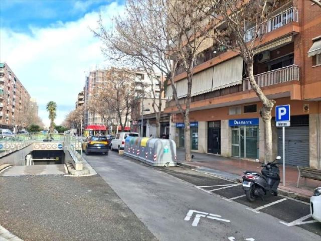 Local, El Prat de Llobregat