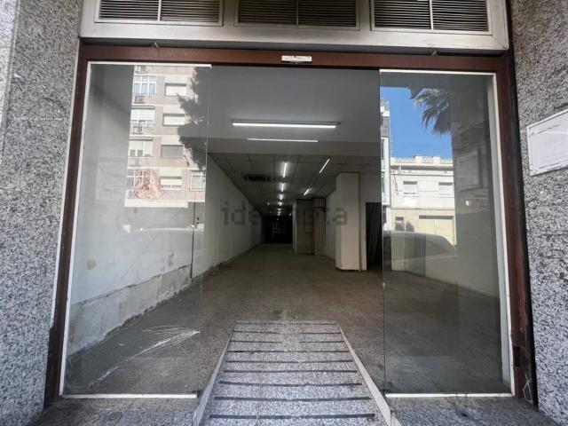 Local, El Prat de Llobregat