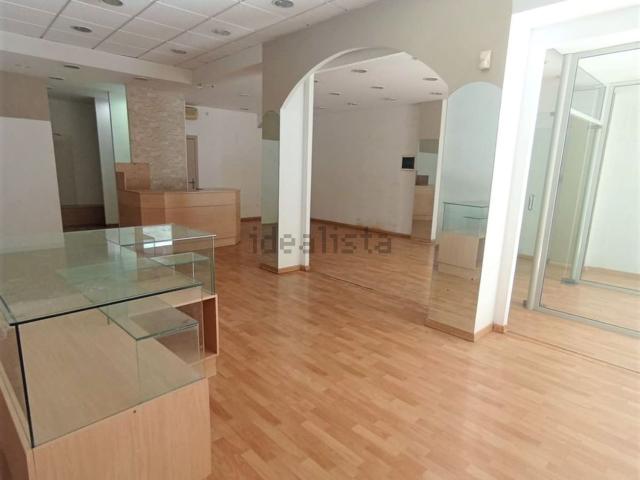 Local, El Prat de Llobregat