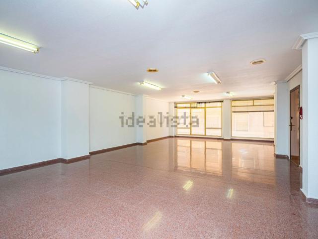 Local, Elche / Elx