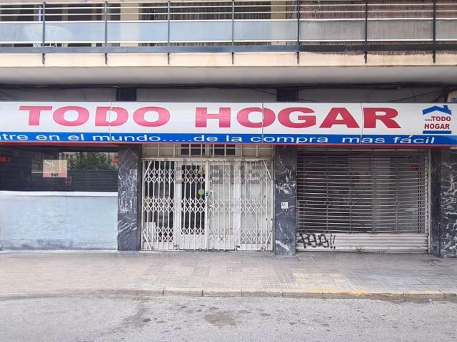 Local, Elda