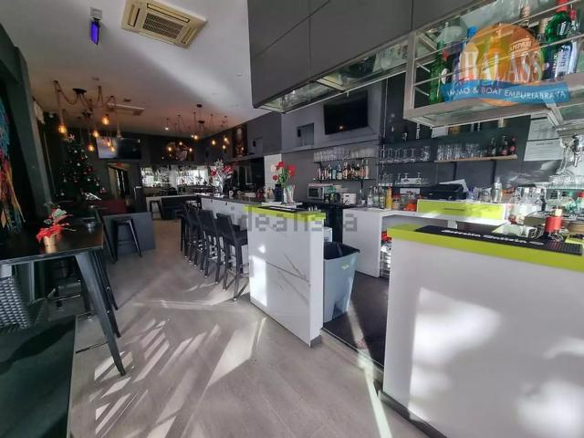 Local, Empuriabrava