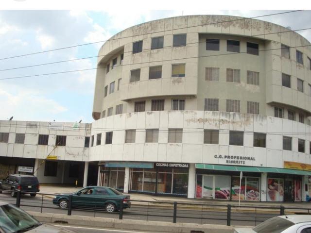 LOCAL EN TAZAJAL, NAGUANAGUA. CC BIARRITZ. SOSCAP 01