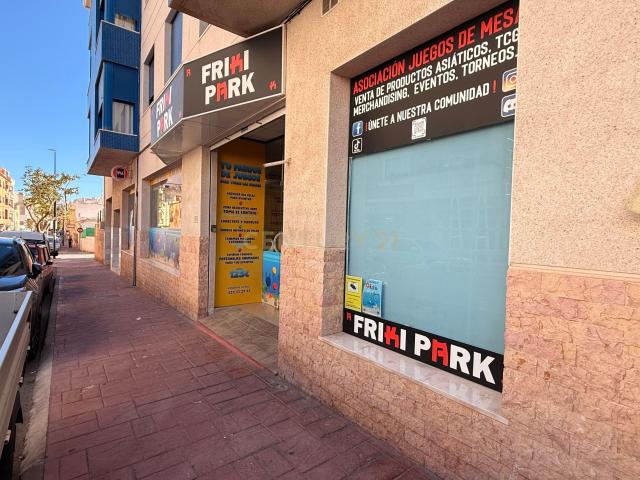 Local en traspaso, apto fiestas infantiles y eventos, Calp, Alicante Oportunidad Única