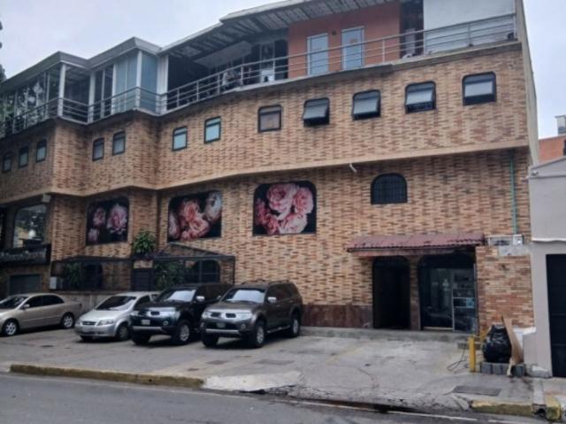 Local en venta 500m², Las mercedes la mansion