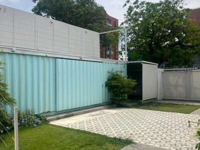 LOCAL EN VENTA Y ALQUILER URB. NUEVA SEGOVIA