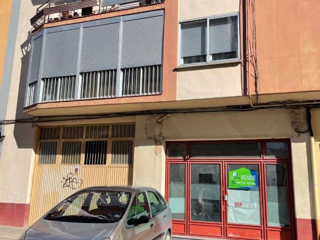 LOCAL EN VENTA CALLE ROSALES