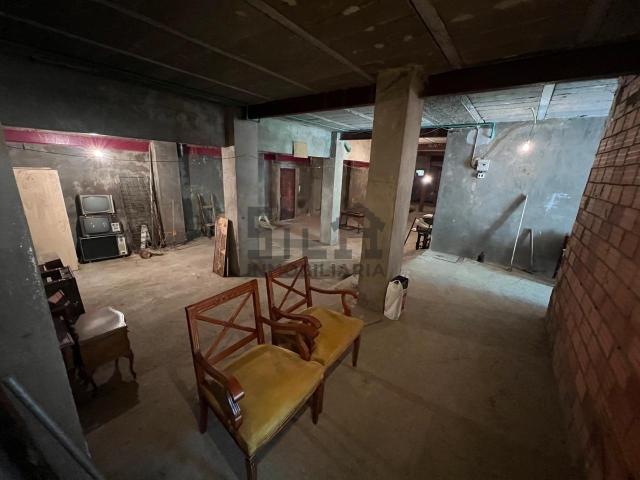 Local en venta con 173 m2, en Barrocás Barrocás Barrocanes Residencia Residencia Ourense