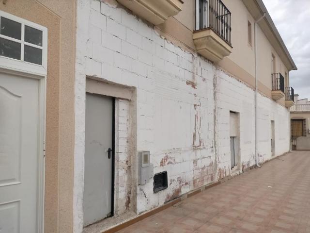 Local en venta con 97 m2, 3 dormitorios en Bujalance