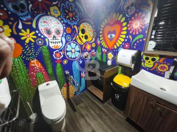 Local En Venta Con Patentes Activas | Espacio, 560000. 00 en Providencia