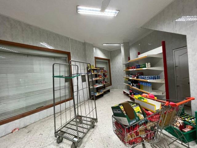 Local en venta de 198 m2 centro de Torrox pueblo