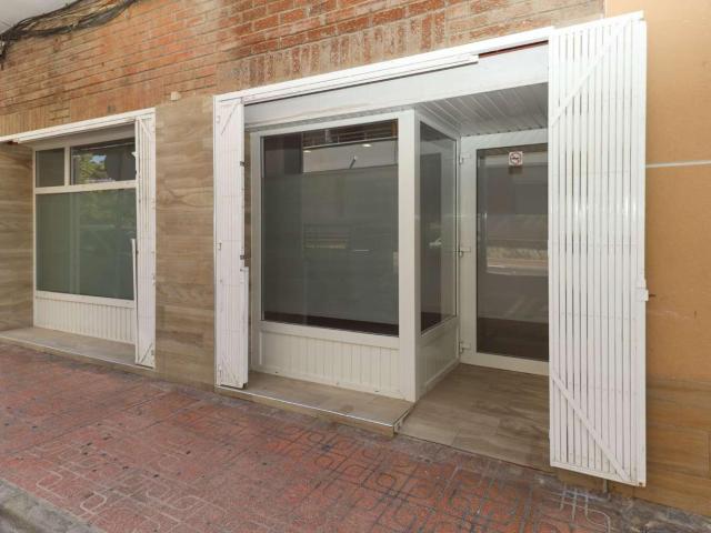 Local en venta en Torrevieja Alicante