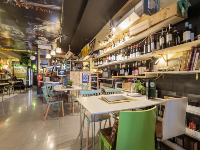 Local en venta en Torrevieja Alicante