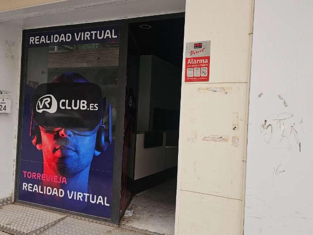 Local en venta en Torrevieja Alicante