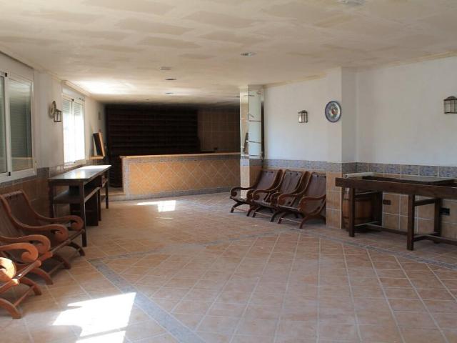 Local en venta en Totalán Málaga