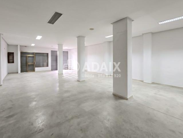 Local en Venta en Úbeda, Jaén