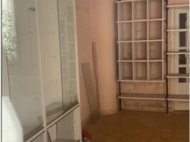 LOCAL EN VENTA EN ZONA CENTRO DE GUARDAMAR DEL SEGURA