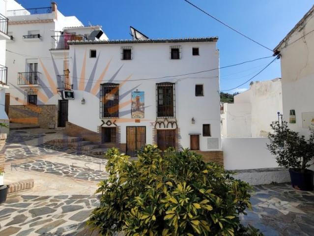 Local en venta en Árchez Málaga
