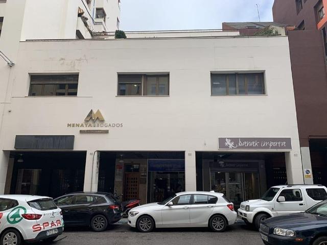 LOCAL EN VENTA EN AVDA JUAN CARLOS I