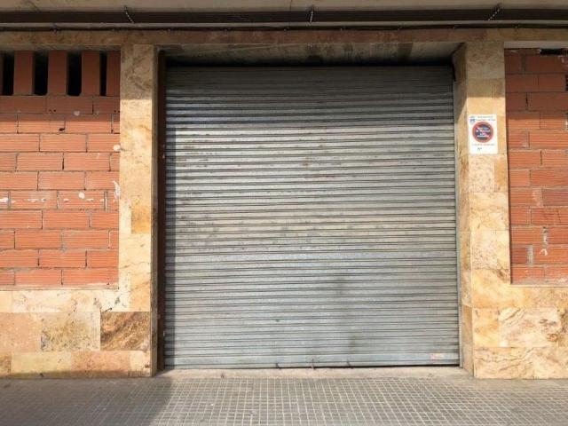 Local comercial en venta en avenida Catalunya, Castellbell i el Vilar, de 980 m² por 229.000