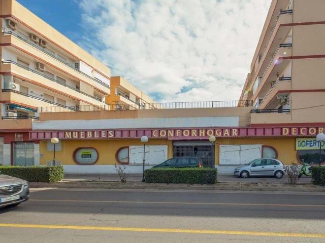 Local en venta en avenida senyera 11 Meliana Valencia