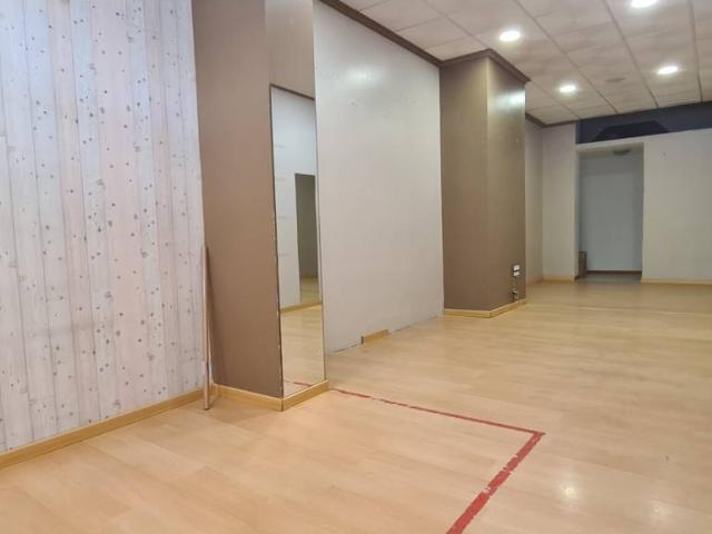 Local en venta en Baena