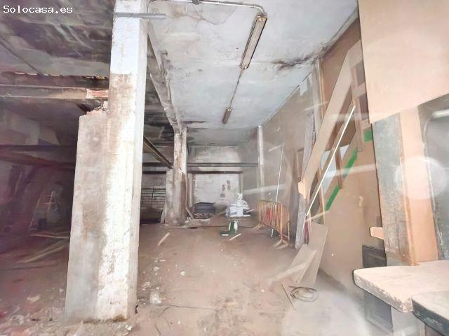 ? Local en Venta en Burlada | 253 m2