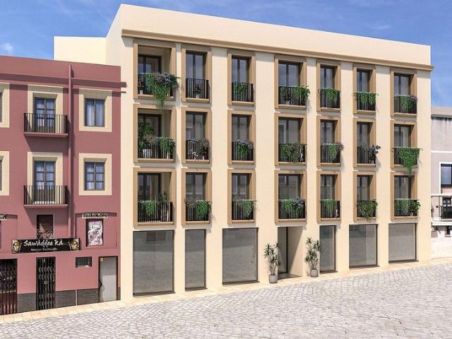 Local en venta en calle Fossar Vell, Reus, de 88 m² por 145.000