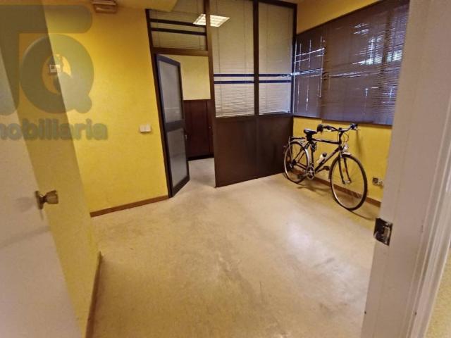 Local en venta en Centro Catedral 18001