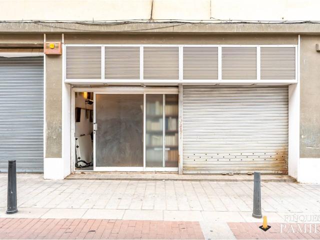 Local en venta en Centre