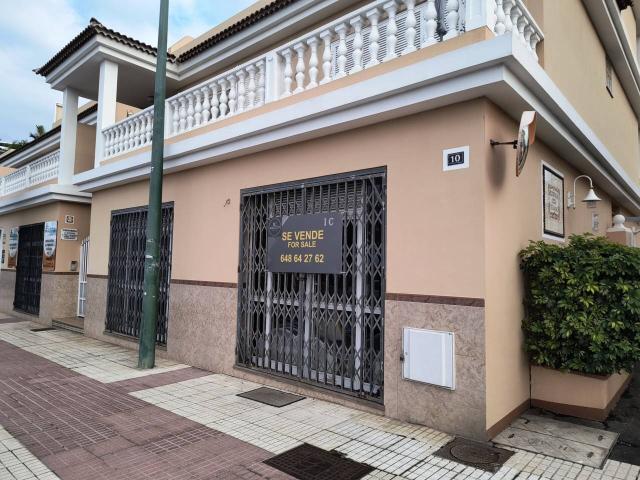 Local en venta en El Botánico 38400