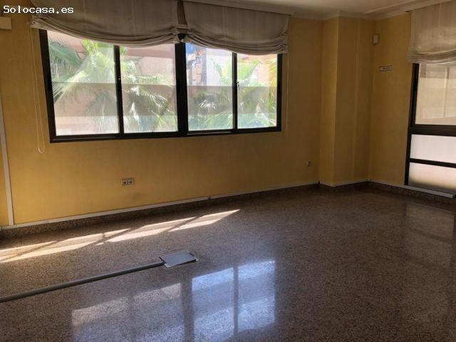 Local en venta en El Ejido