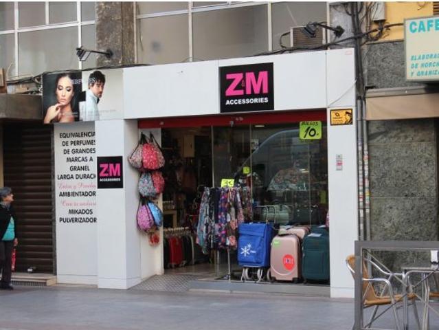 Local en venta en Elche, C/Reina Victoria 35