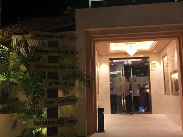 Local en venta en Estepona Málaga