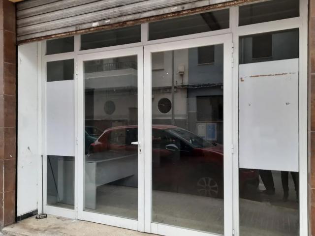 Local en venta en Foners