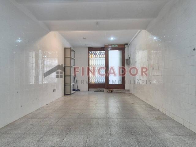 Local en venta en La Dreta de l'Eixample 08025