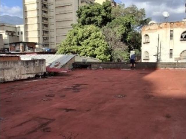 Local en venta en la Esq. de Castan, La Concordia LL