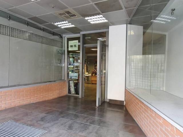 Local en venta en Las Doscientas