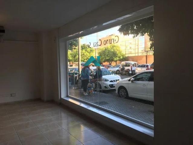 Local en venta en López de Gomara, Sevilla