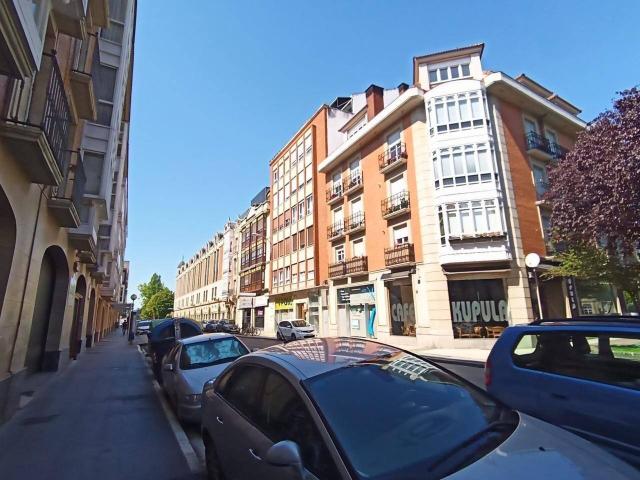 Local en venta en Lovaina 01007
