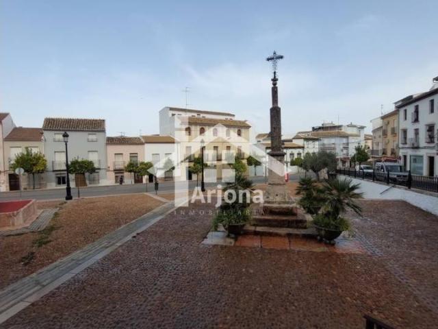 Local en venta en Lucena