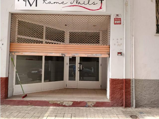Local en venta en Madrigal