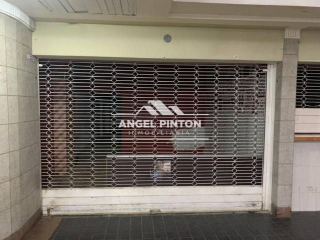 Local en Venta en Maracaibo Zulia 60 m2. 1 hab