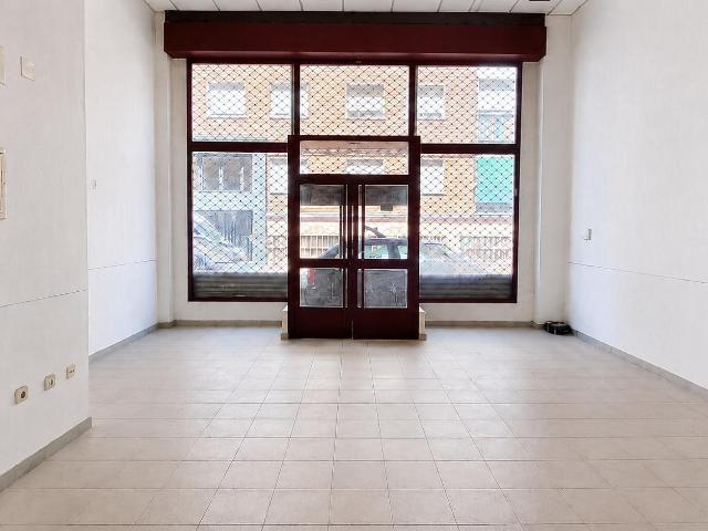 Local en venta en planta calle junto a General Ricardos